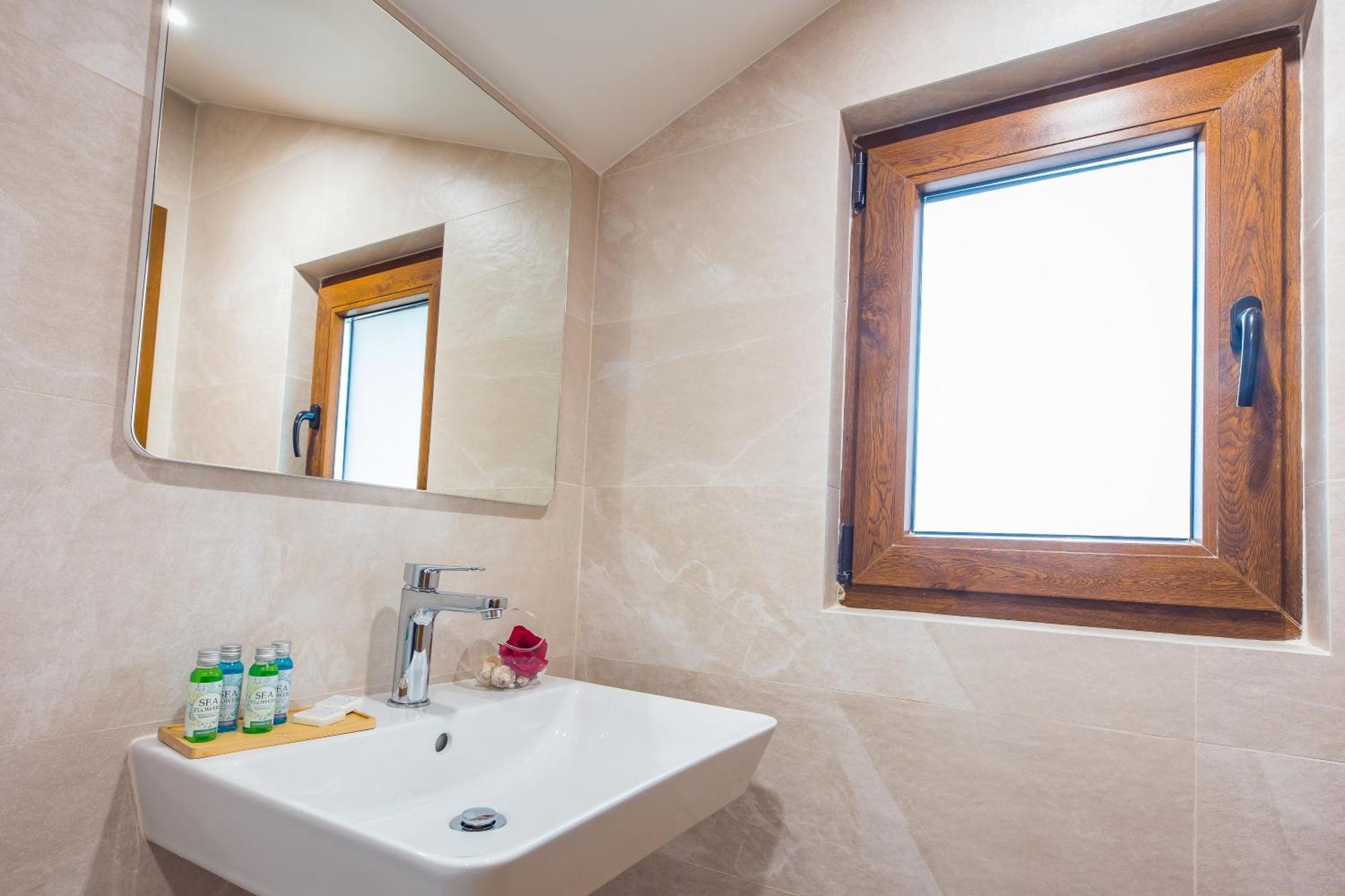 Hotel Albatros New Town Sozopol Esterno foto